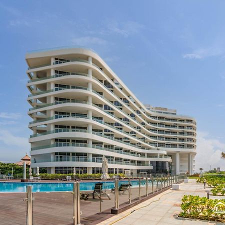 Dream Inn Apartments - Mina By Azizi Дубай Екстер'єр фото